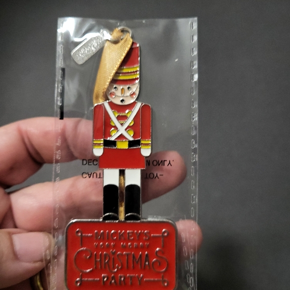 Walt Disney World Mickey's Very Merry Christmas Party Print & 2 Ornaments Lot - Picture 3 of 11